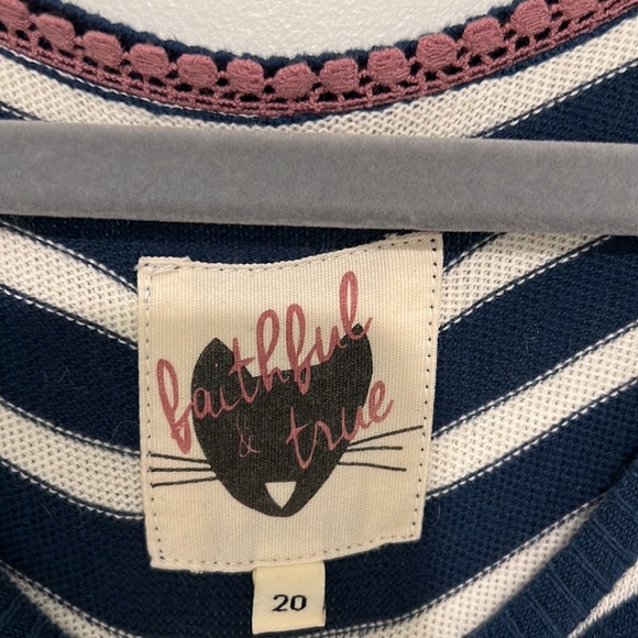 Fun Sweater/Tunic - Picture 2 of 4